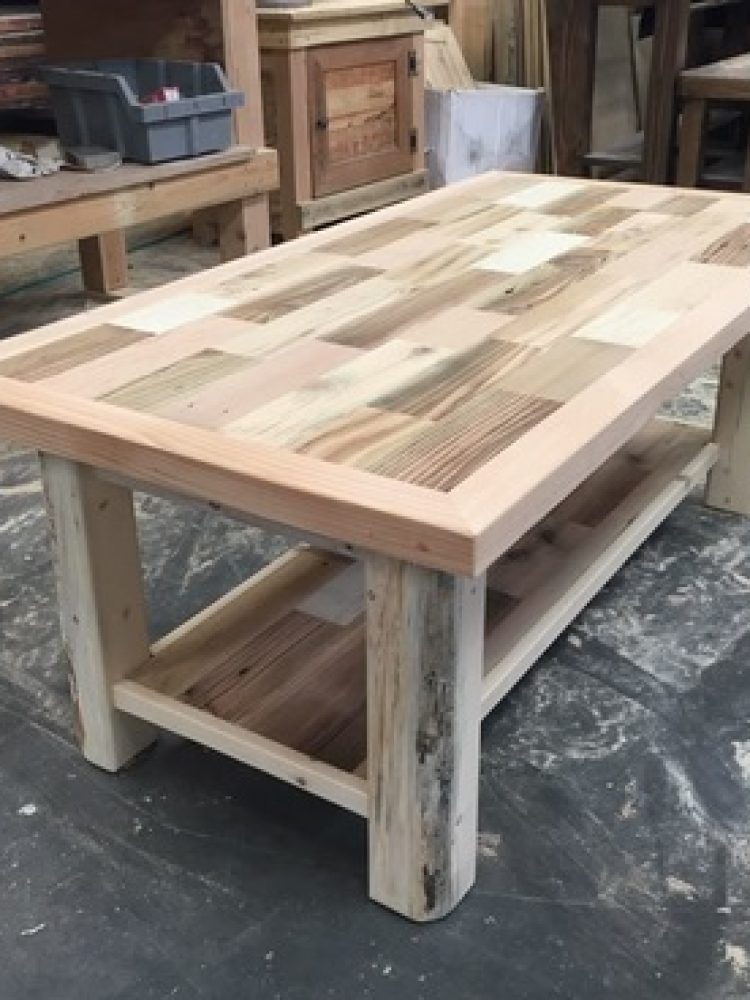 Table rustique extérieure